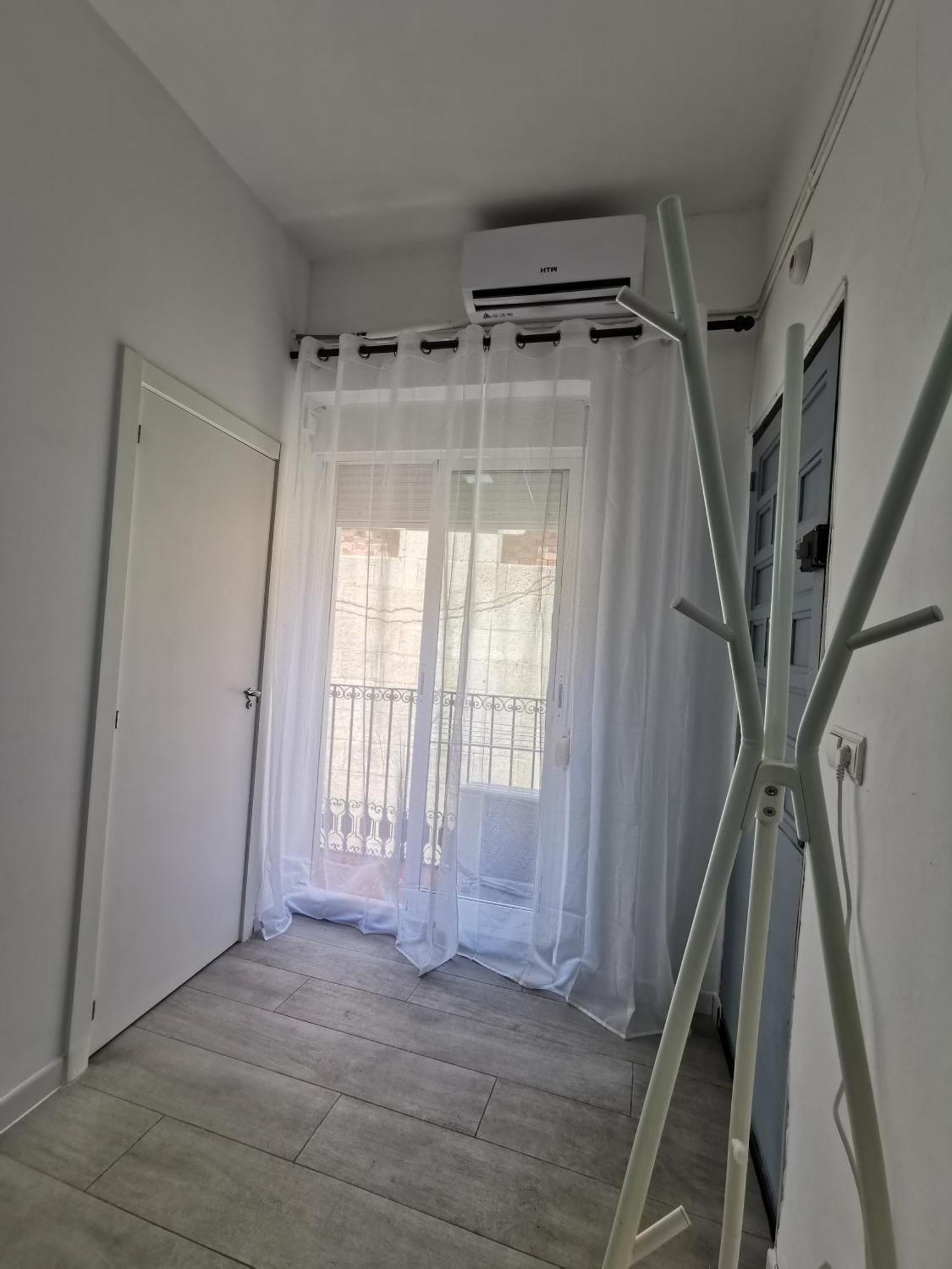 Apartamento Centrico Cerca De La Playa Alicante Ngoại thất bức ảnh